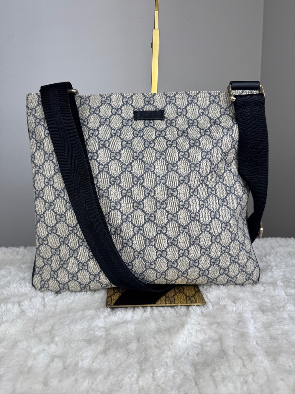 Gucci Beige GG Canvas Messenger Bag with Navy Strap